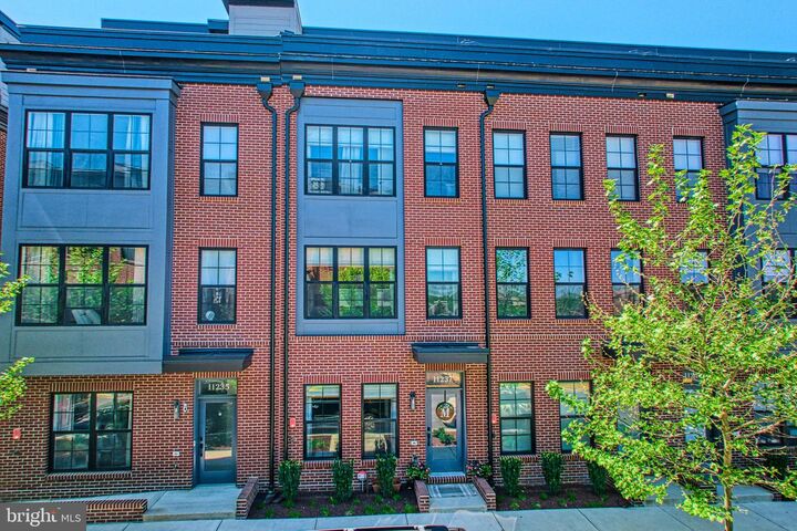 Property Photo:  11237 Beaker Street  VA 20190 