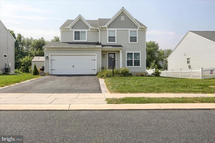504 Granite Run  Carlisle PA 17015 photo