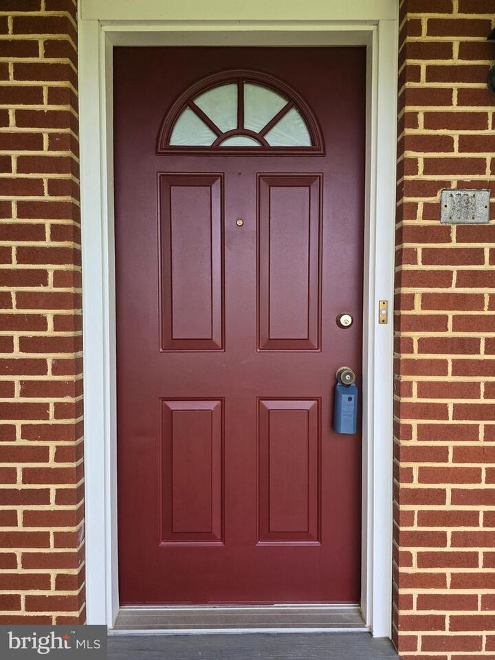 Property Photo:  1046 Rockledge Drive  PA 17015 
