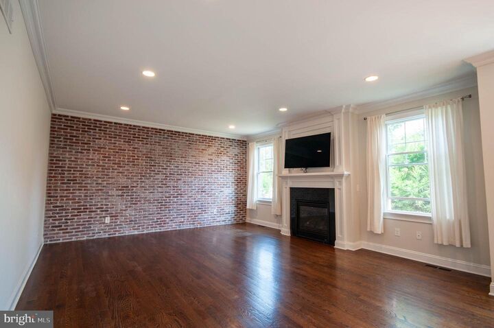 Property Photo:  35 Hillside Road  NJ 08540 