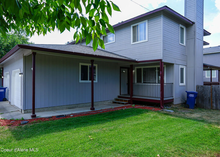 Property Photo:  1371-1373 N 9th St  ID 83814 