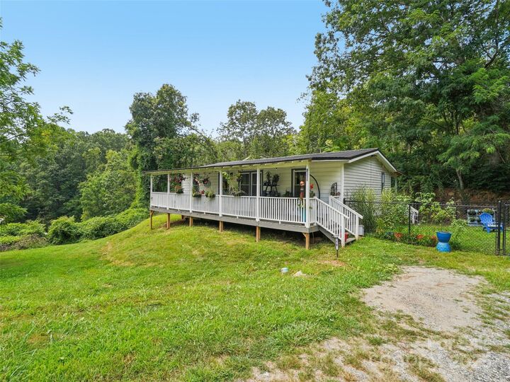 Property Photo: 16 Collins Mountain Drive NC 28804