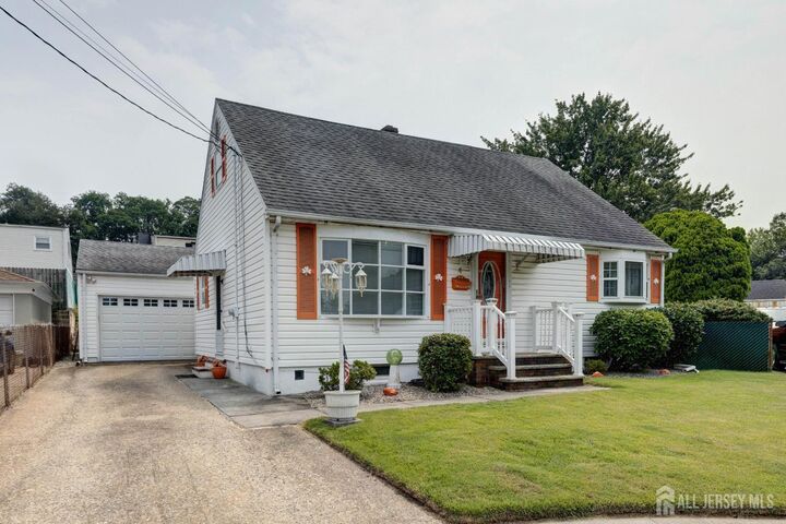 4 Jasko Court  South Amboy NJ 08879 photo