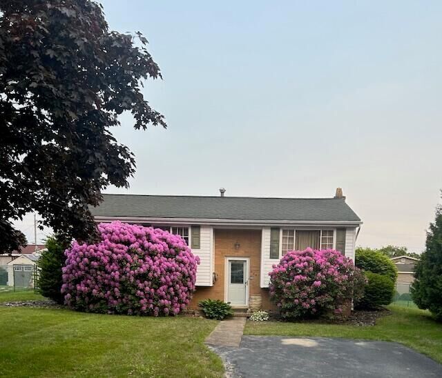Property Photo: 509 Willard St PA 15853