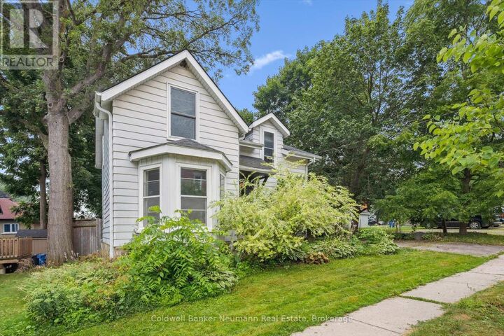 Property Photo: 49 Dublin Street South ON N1H 4M1