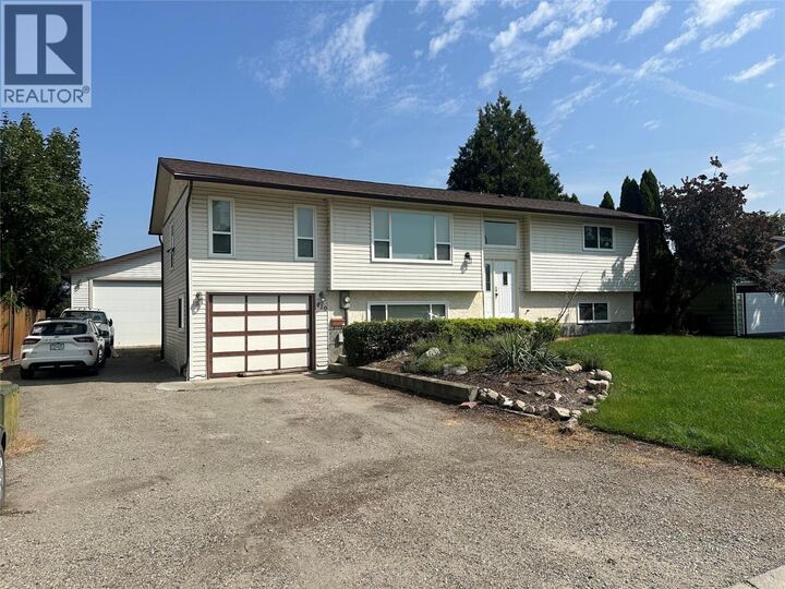 Photo de la propriété:  410 Hillaby Avenue  BC V1X 6G2 