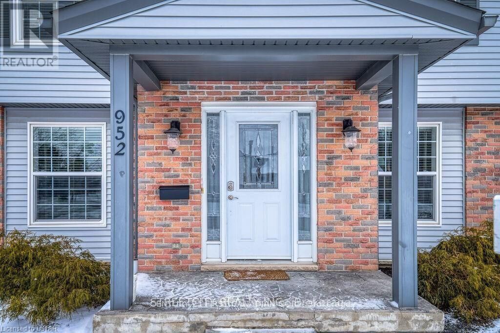 Property Photo:  952 Farnham Road West Basement  ON N6K 1S1 
