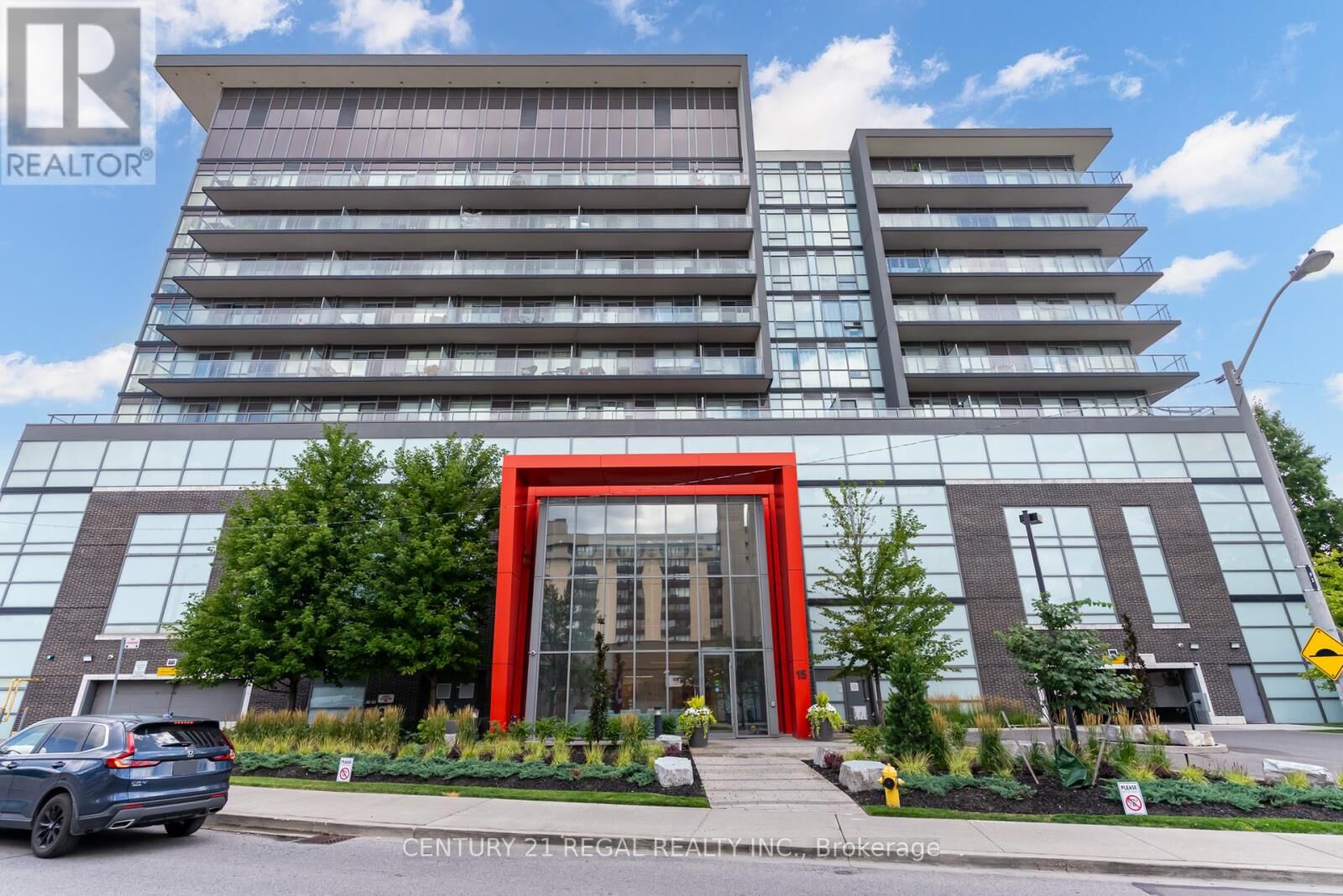 Property Photo:  15 James Finlay Way 710  ON M3M 0B3 