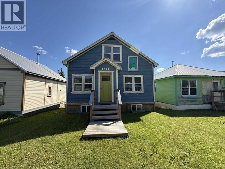 4374 Sanders Avenue  Wells BC V0K 2R0 photo