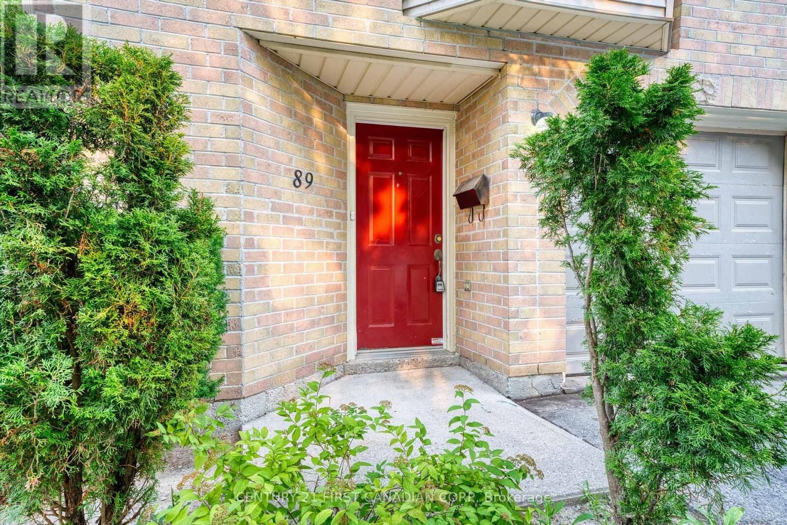 Property Photo:  9 Ailsa Place 89  ON N5Z 4Z6 