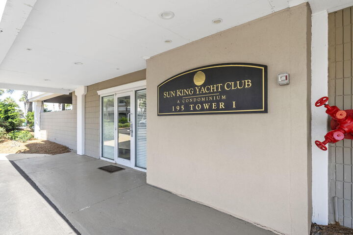 Property Photo: 195 Durango Road Unit 3A FL 32541