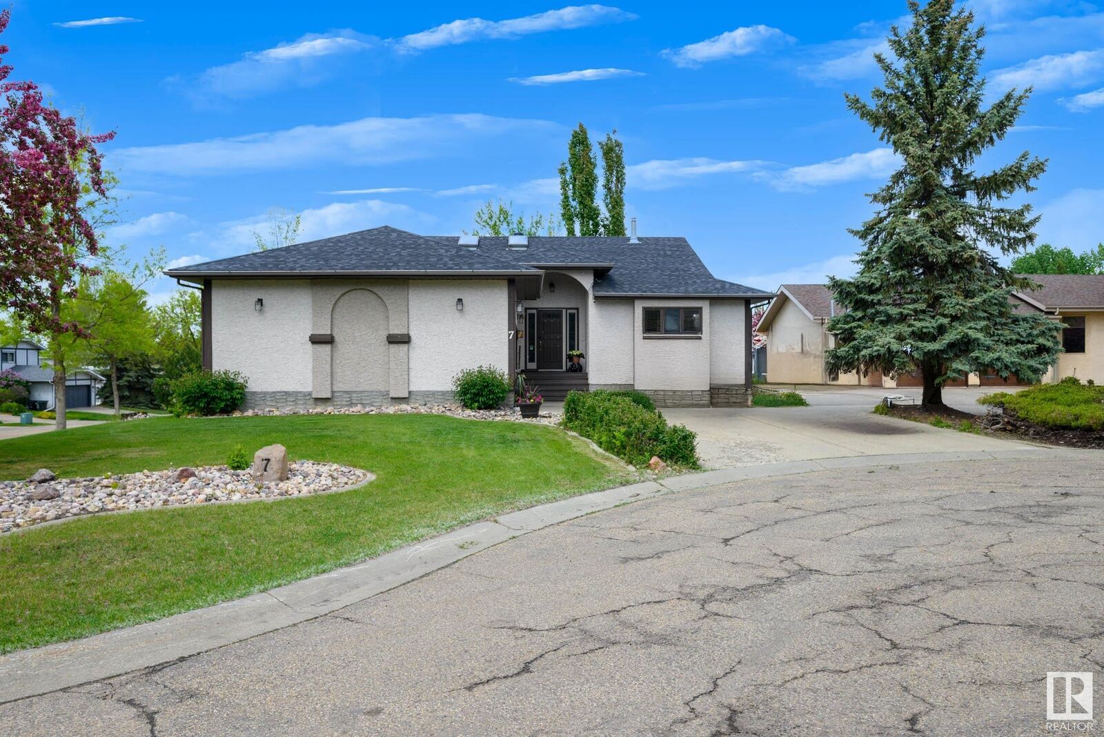 Photo de la propriété:  7 Fieldstone Cove  AB T7X 3C1 