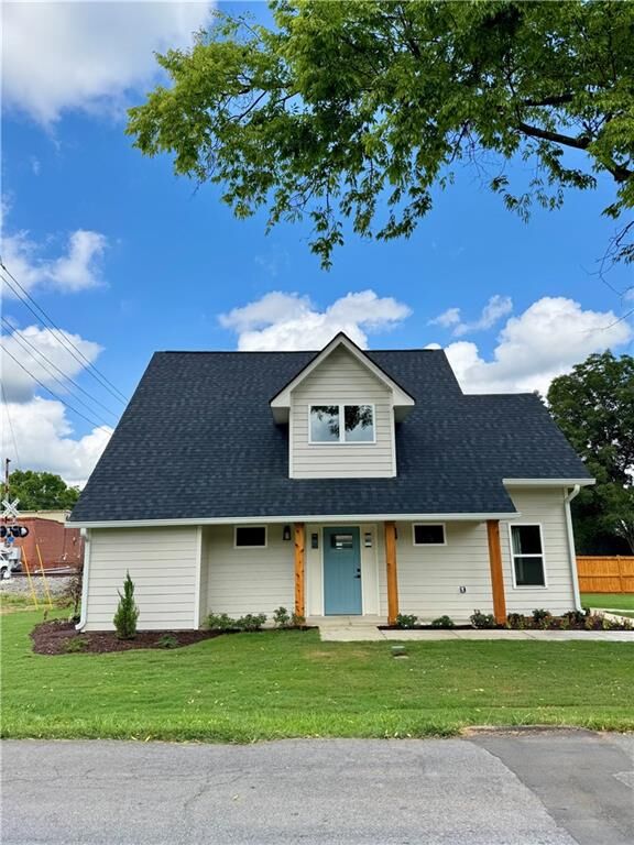 Property Photo: 121 S Railroad St GA 30103