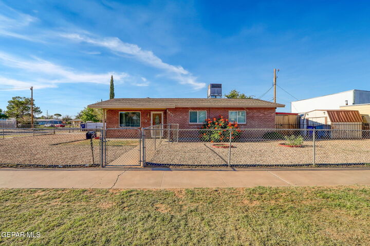 5637 Tropicana Avenue  El Paso TX 79924 photo