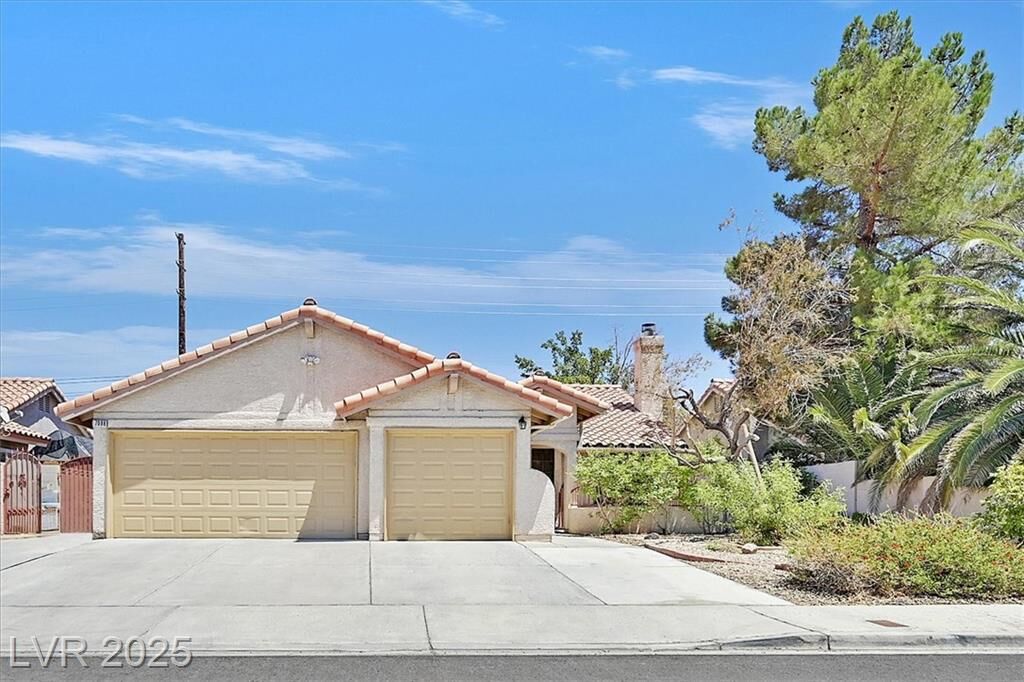 Property Photo:  7098 Rusty Nail Way  NV 89119 