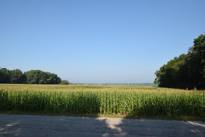 Property Photo: 3260 S 550 IN 46534