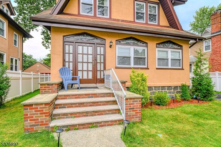 Property Photo: 1128 Edgewood Ln NJ 07024
