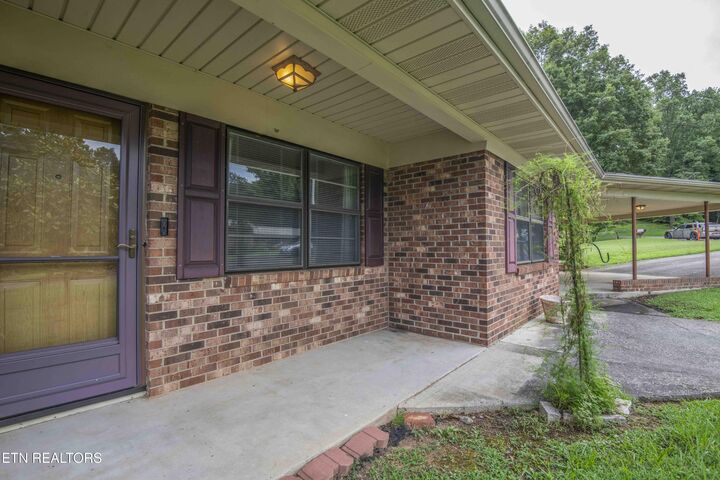 Property Photo: 1732 Maplecrest Drive TN 37777