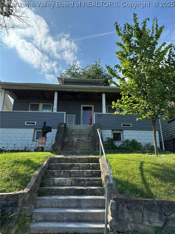 105 Hinton Terrace  Charleston WV 25301 photo