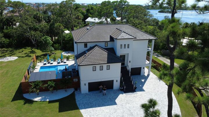327 Roberts Road  Nokomis FL 34275 photo