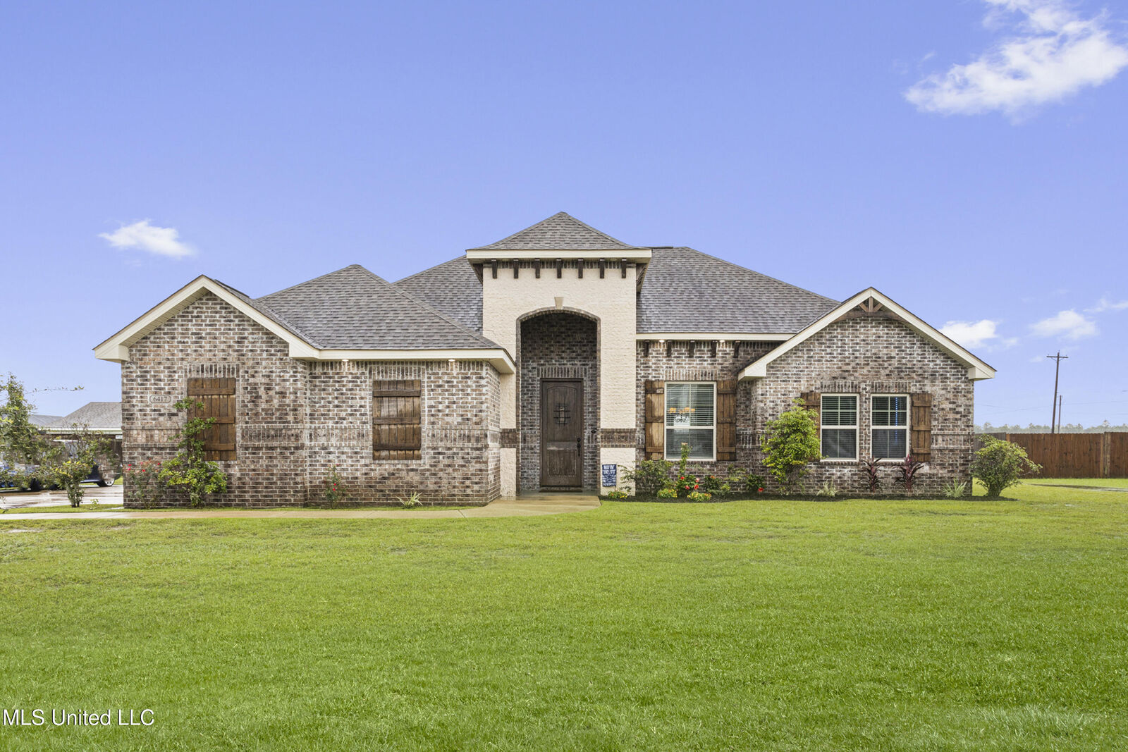 Property Photo: 6417 Palmetto Pointe Drive MS 39564
