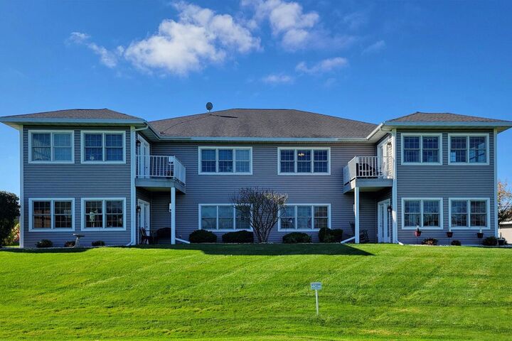 Property Photo: 208 Potter Rd 202 WI 53121