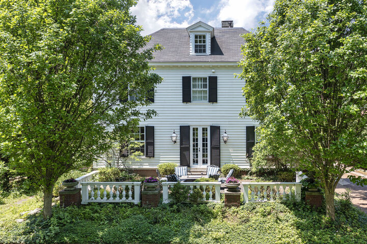 2252 Orrington Avenue  Evanston IL 60201 photo