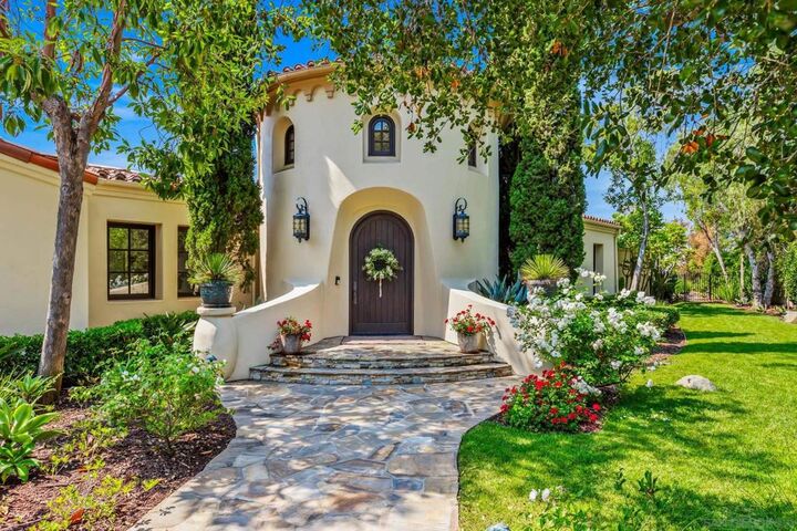 Property Photo: 7975 Villas CA 92127