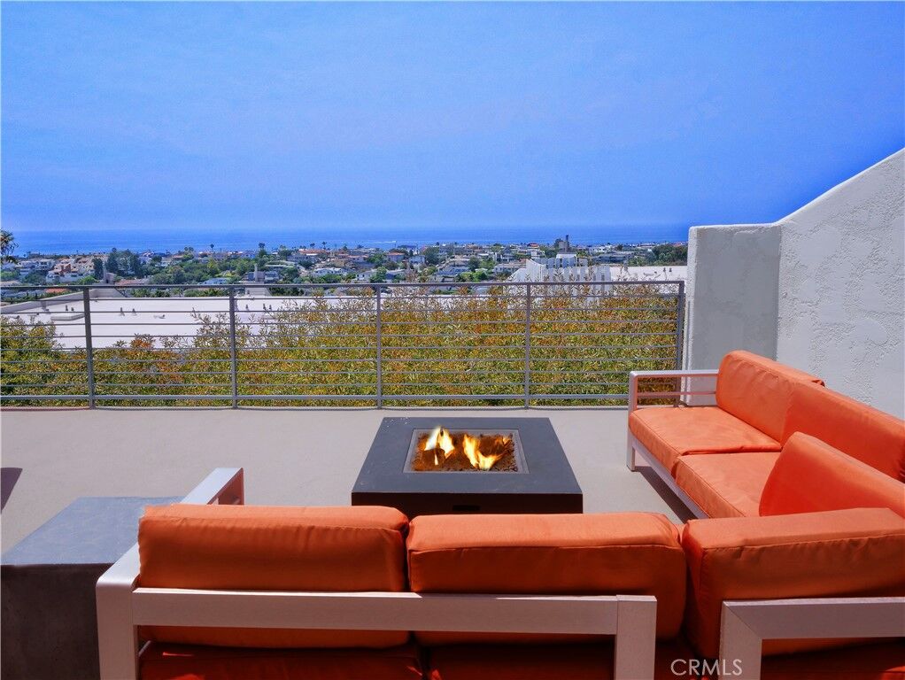 Property Photo:  736 Gould Avenue 26  CA 90254 