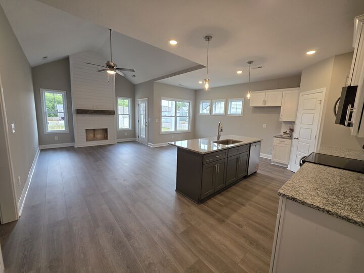 Property Photo: 1322 Isaiah Dr TN 37042