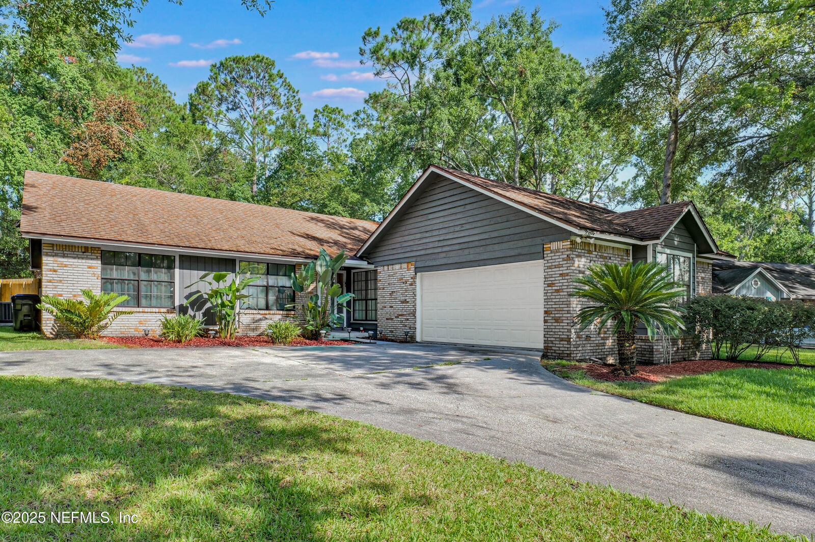Property Photo:  2359 Oak Hammock Lane  FL 32065 