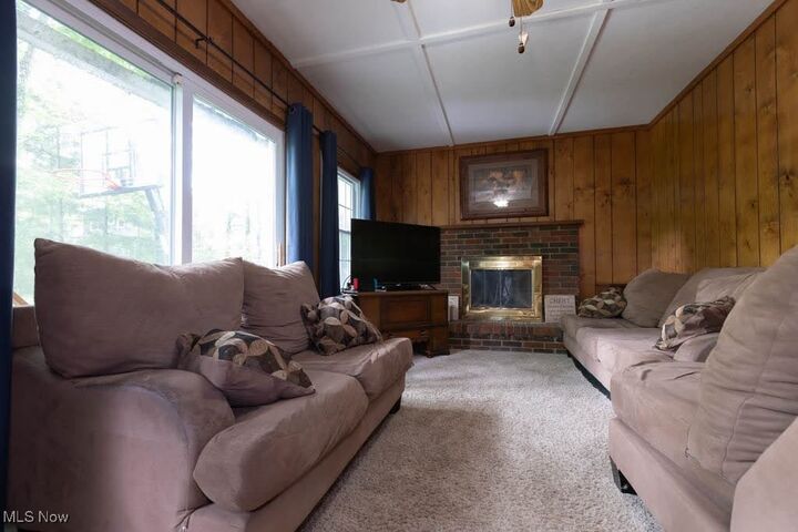Property Photo:  5940 Hansom Drive  OH 44139 