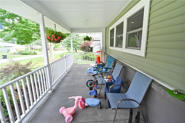 Property Photo: 428 N Elm Street OH 44408