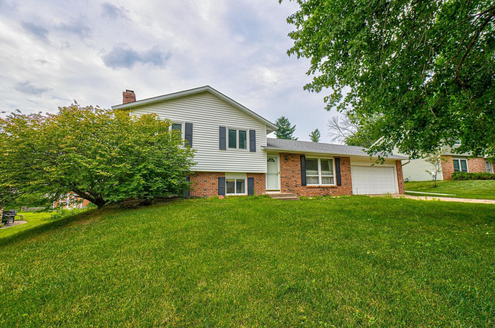 Property Photo: 2868 Icerose Lane MN 55082