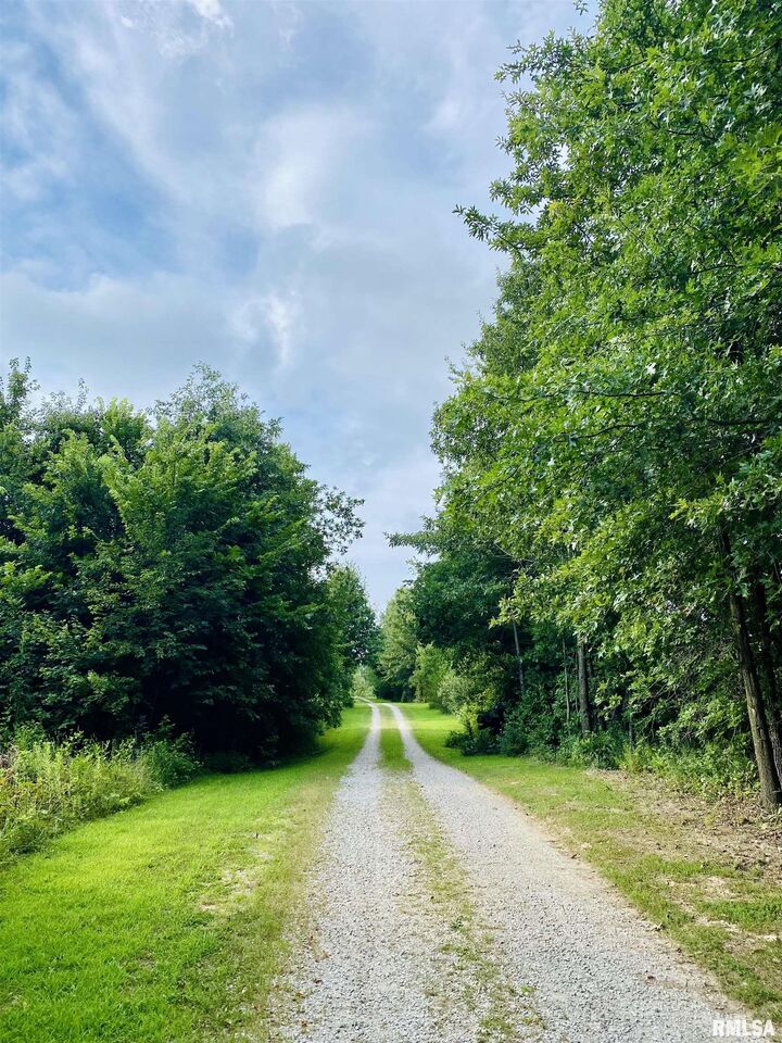 Property Photo:  5060 England Road  IL 62875 