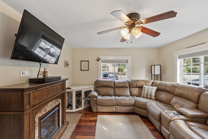 Property Photo:  4 Park St  MA 01473 