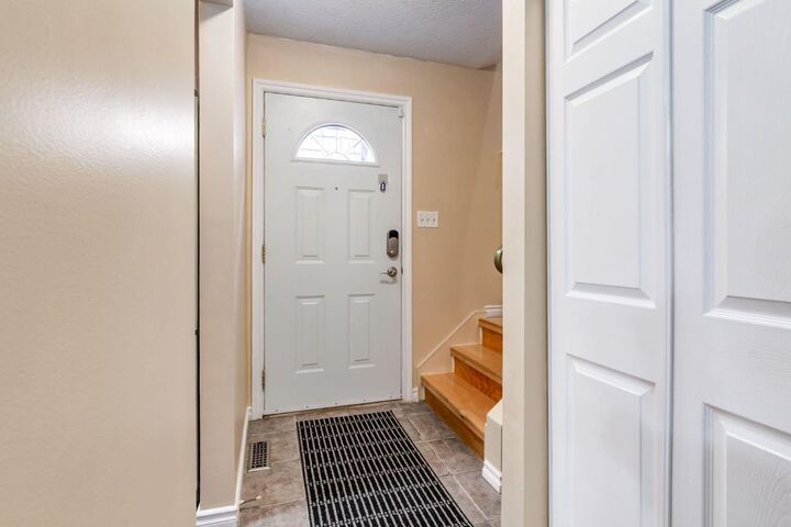 Property Photo:  7638 24 Street SE  AB T2C 0Y8 