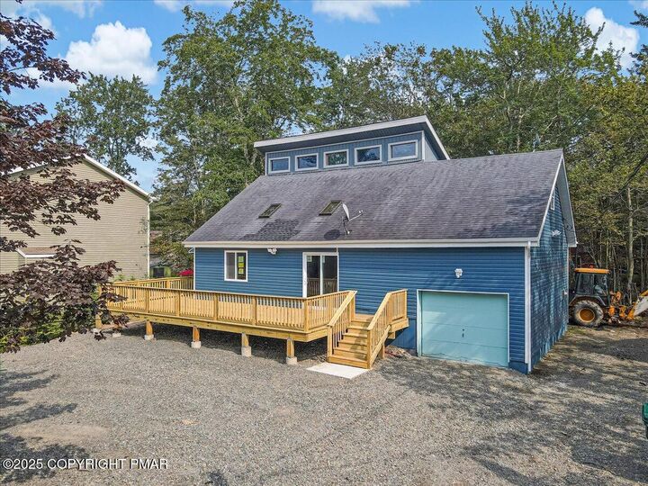 Property Photo:  3197 Carobeth Drive  PA 18466 