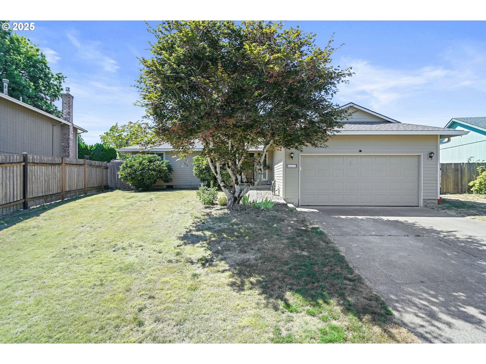 Property Photo:  421 SW Lillyben Ave  OR 97080 
