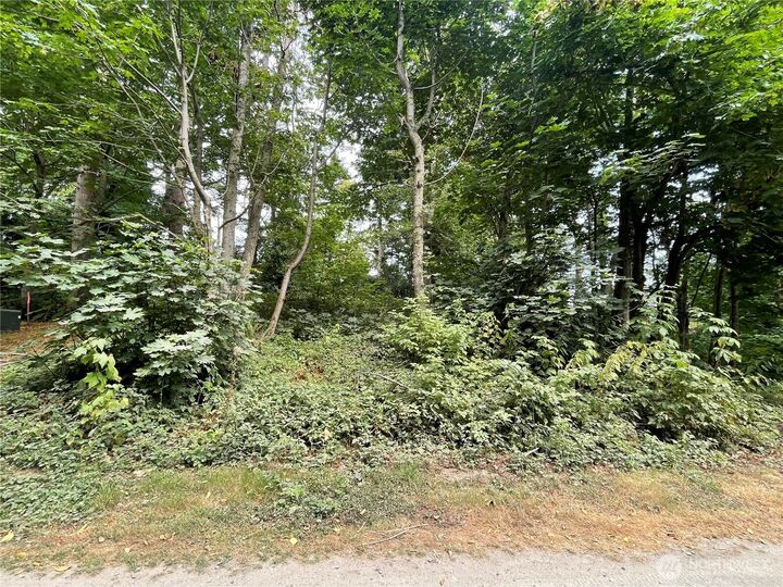 Property Photo:  32 K  Beach Way  WA 98206 