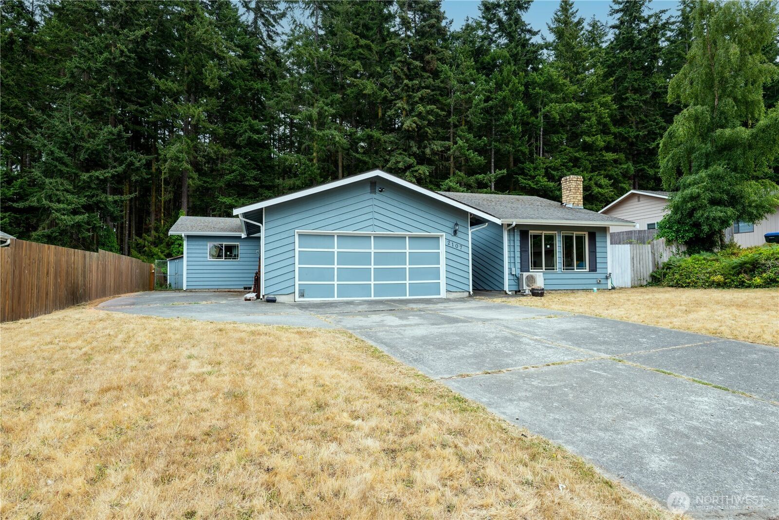 Property Photo: 2107 Driftwood Place WA 98363