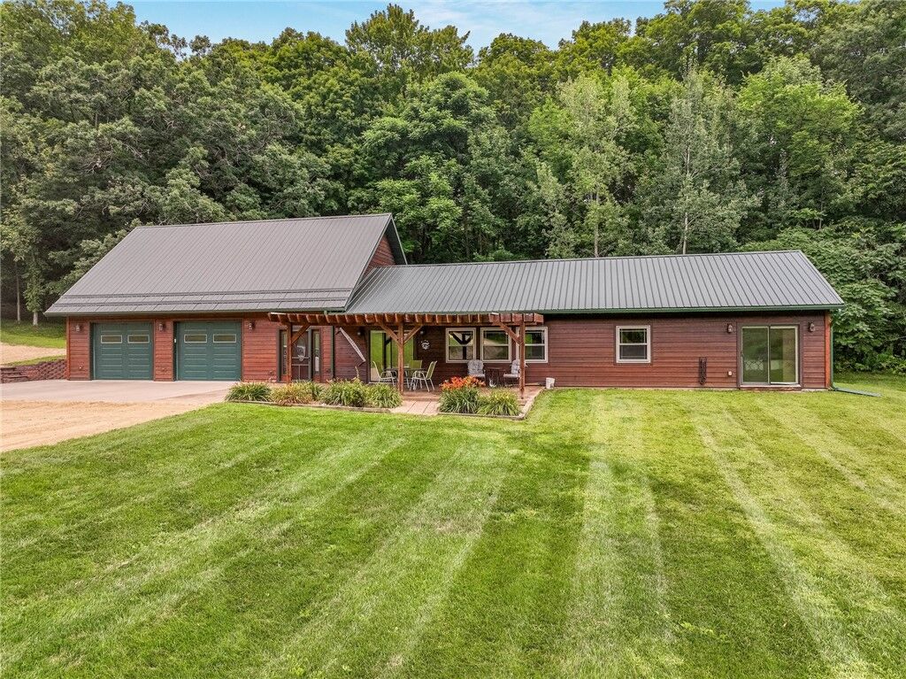 Property Photo: 6156 N 370th Street WI 54751