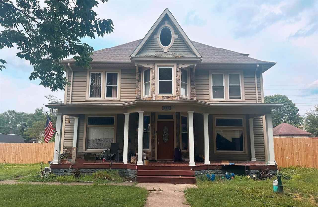 Property Photo: 430 Kinsey Street IN 47374