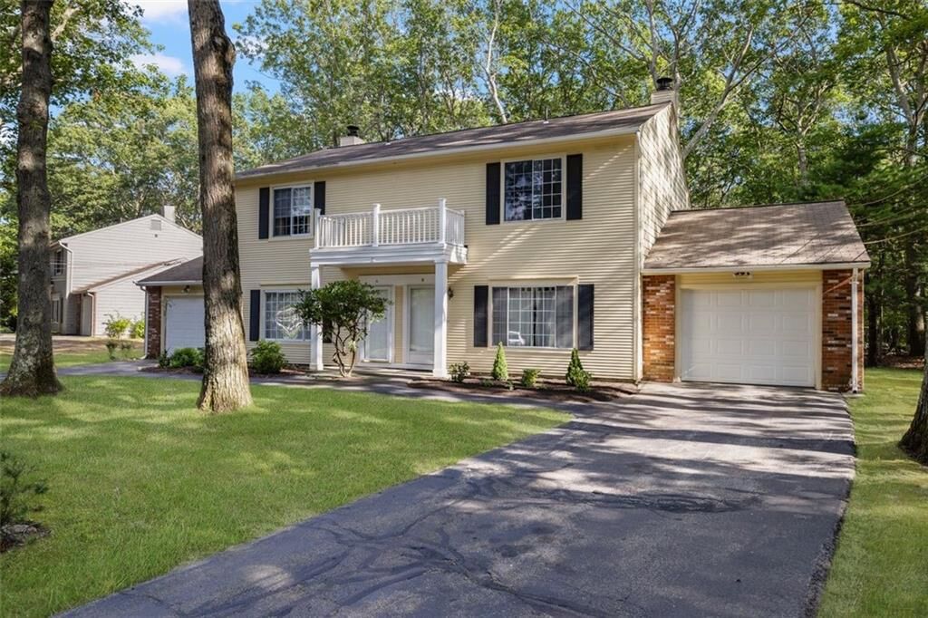Property Photo:  30 Eagle Run B  RI 02889 