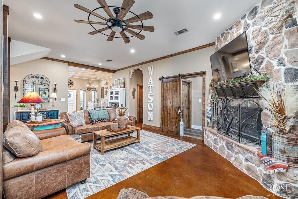 Property Photo: 14011 Dove Creek Rd TX 76939