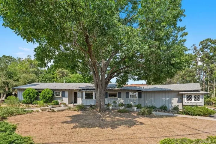 Property Photo: 9680 Vista Del Sol CA 91977