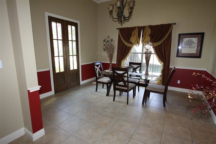 Property Photo: 5315 Manion Way TX 77657