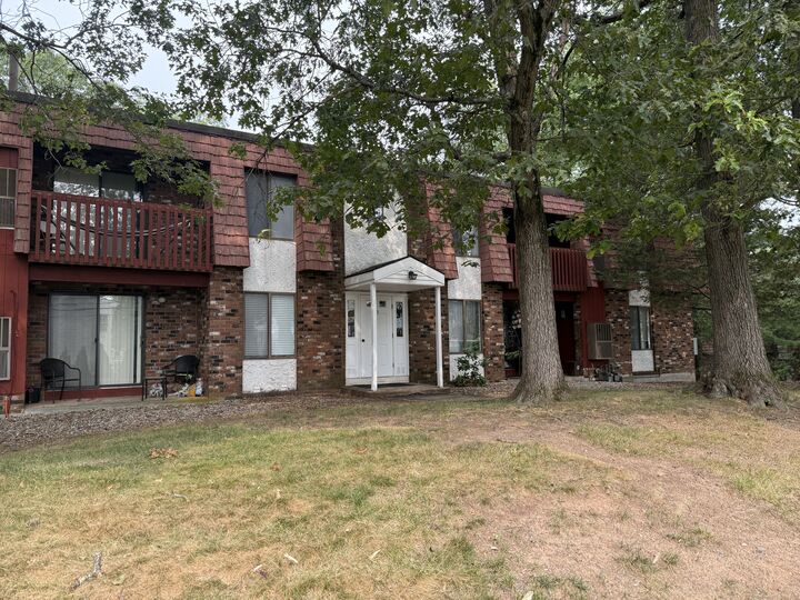 25 Woodsedge Drive Apt 6A  Newington CT 06111 photo
