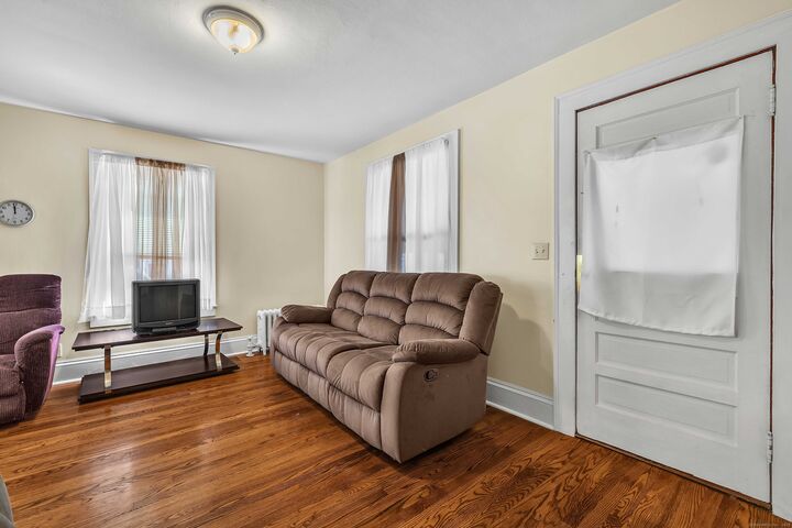 Property Photo:  19 Dunham Street  CT 06360 