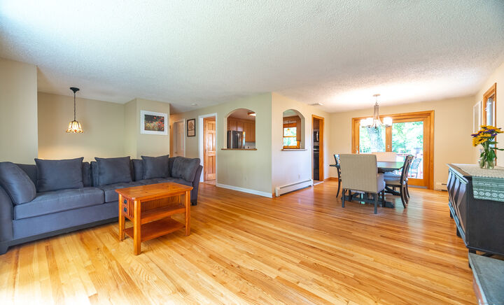 Property Photo:  505 Savage Street  CT 06489 